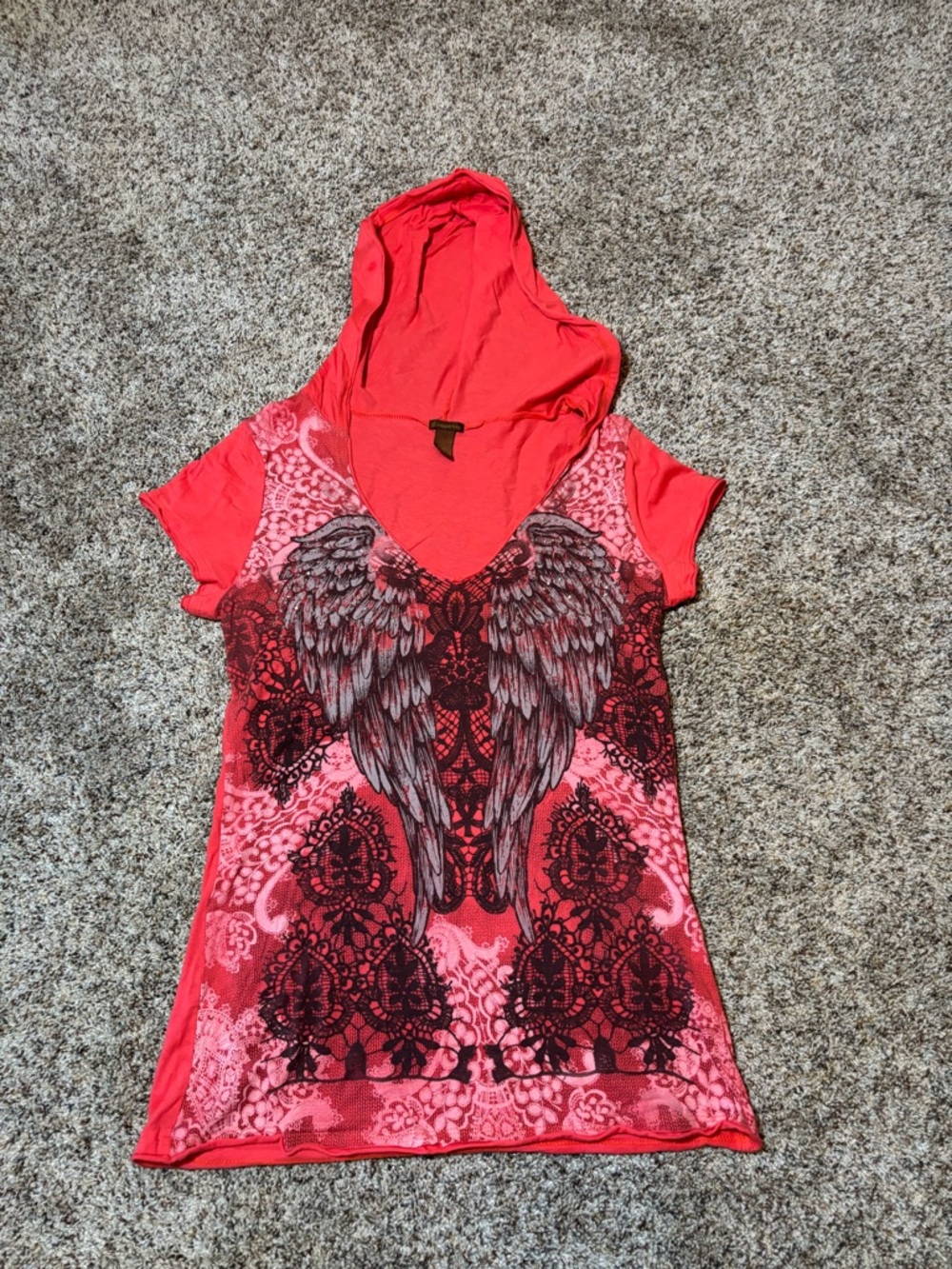 E87 Copper Key Coral Hooded V-Neck Tee with Angel Wing Graphic, Size XL - Picture 6 of 6